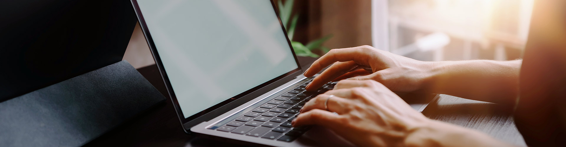 Jak nás kontaktovat